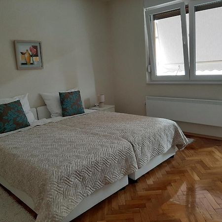 Magnolija Lägenhet Banja Luka Exteriör bild