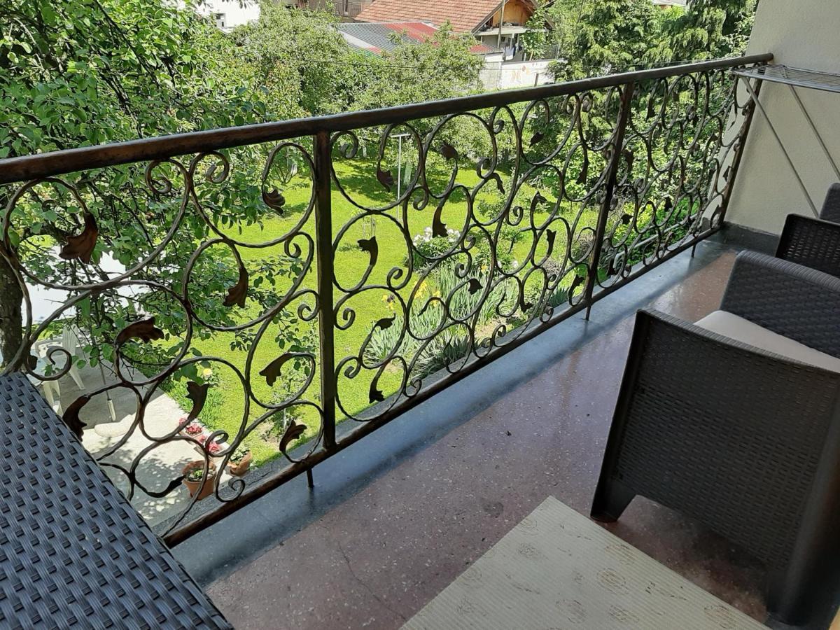 Magnolija Lägenhet Banja Luka Exteriör bild