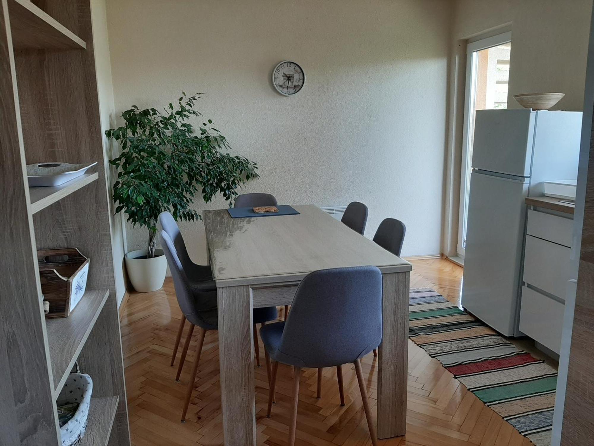Magnolija Lägenhet Banja Luka Exteriör bild