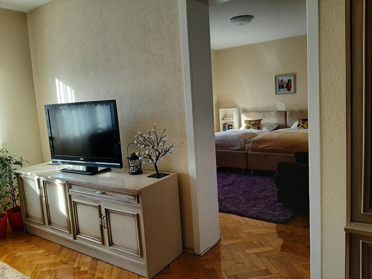Magnolija Lägenhet Banja Luka Exteriör bild