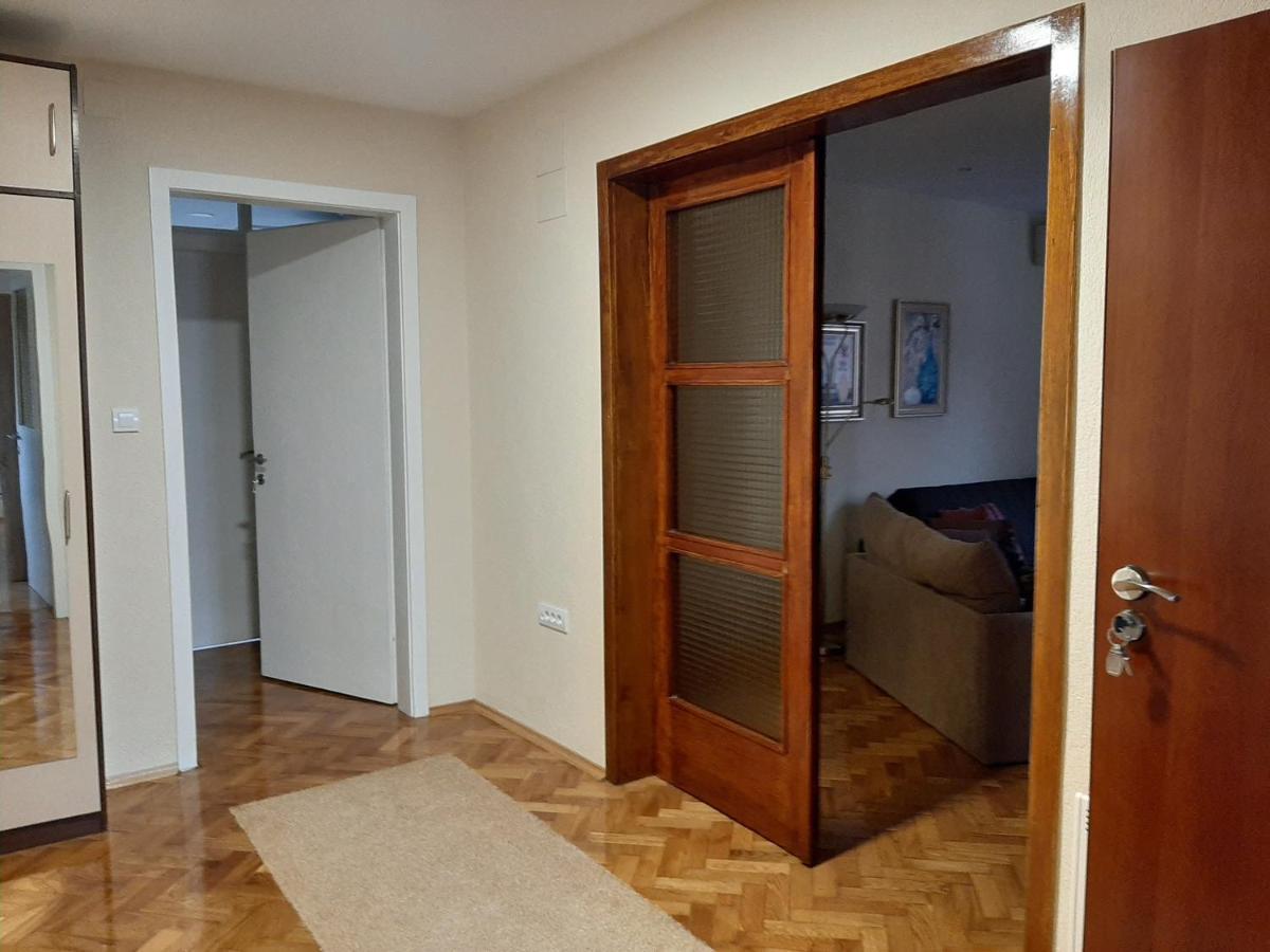 Magnolija Lägenhet Banja Luka Exteriör bild